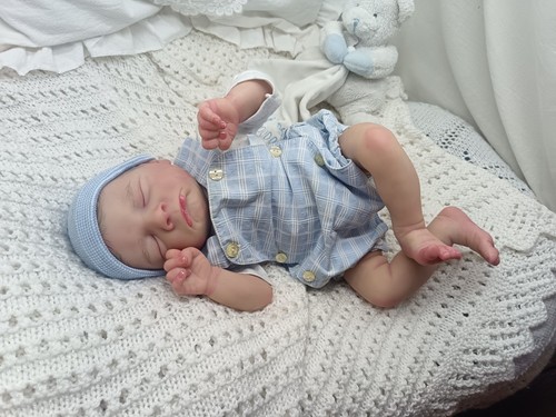 Adorable bébé reborn - adorable,
