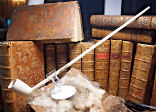 TRES LONGUE  PIPE EN TERRE CUITE type  HOLLANDAISE  par goedewaagen debut 20e