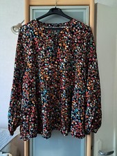 Tunique neuve taille 54 noir motifs colorés floral
