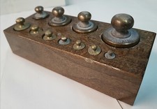 Ancienne série de poids 500g  Complète  Rare