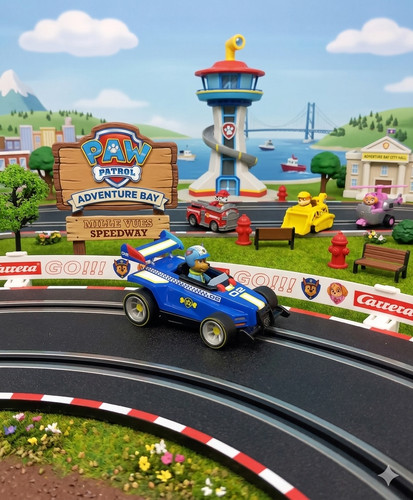 Voiture pour circuit carrera - voiture,
