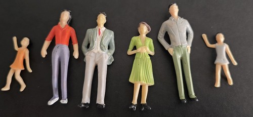 Slot lot 6 figurines - lot,