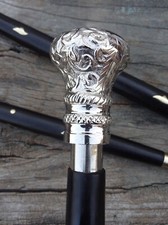 Ancienne canne à pied en bois