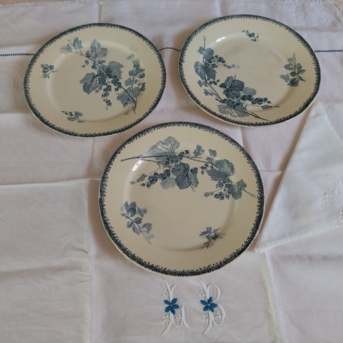 Anciennes assiettes plates - anciennes,