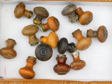 Lot d'anciennes poignées de