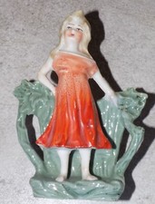 ANCIENNE PORCELAINE BISCUIT