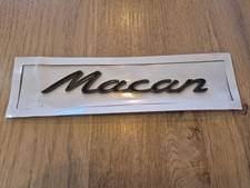 Monogramme coffre noir