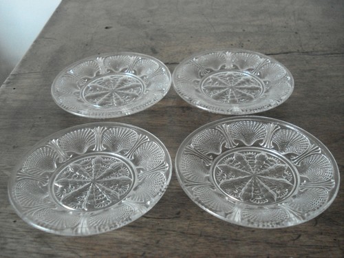 Petites assiettes anciennes - 4,