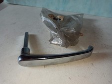 1 poignée chromée neuve