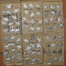 Lot De 72 Soldats Plat D’Étain À Peindre 