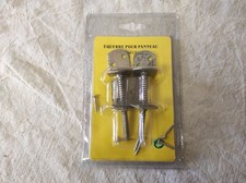 4 Equerres  pour panneau bois