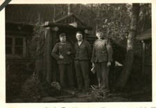 Photo, WW2. 5/I.R. 60 (mot) novembre 1939 : devant le bureau dans la forêt. (...