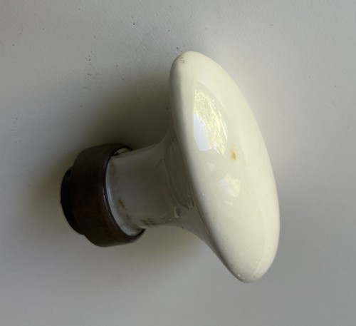 Bouton poignee porte - de,