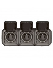 Triple prise de courant