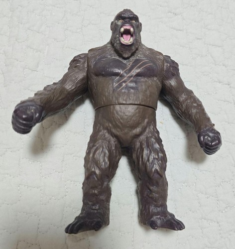 King kong figurine monster - king,