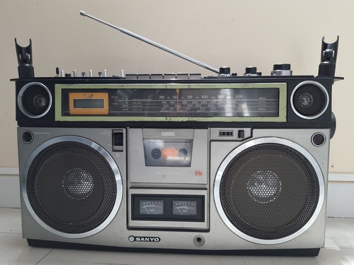 Ghettoblaster sanyo m9990lu - sanyo,