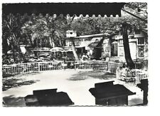 84  ORANGE  PISTE DE DANSE DE LA BUVETTE