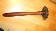 ancien marteau de marquage forestier roue acier numerotée manche bois