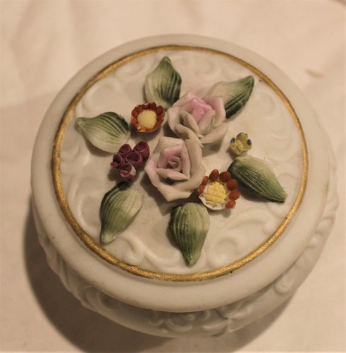 Biscuit porcelaine boite - biscuit,