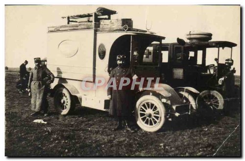 Camion ambulance militaire - , —