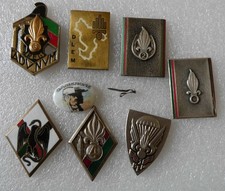 LEGION ETRANGERE LOT INSIGNES