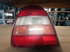 Feu arriere principal gauche