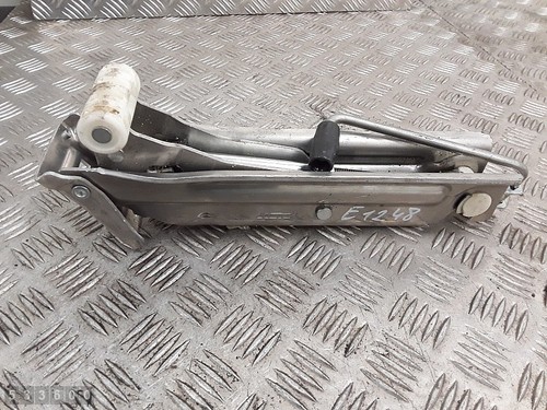 2010 audi trousse à - d3,