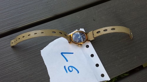 Ancienne montre bracelet - l6.,