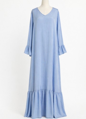 Une abaya moderne adaptée - , aux