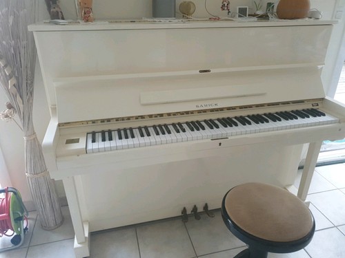 Piano droit samick excellent - droit,