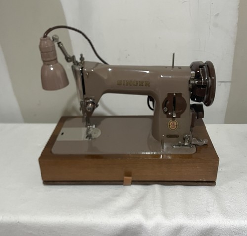 Machine coudre singer - machine,
