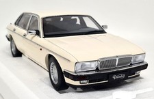 1/18 Jaguar XJ6 Daimler XJ40