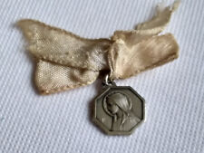 Médaille de baptême ancienne