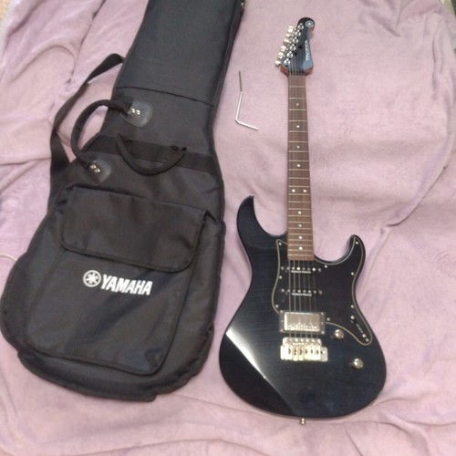 Guitare électrique yamaha - électrique,
