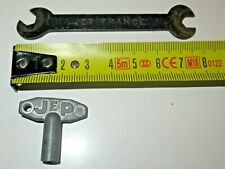 lot de 2 Anciennes et