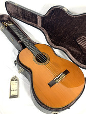 Guitare acoustique YAMAHA