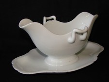 Ancien saucier en céramique