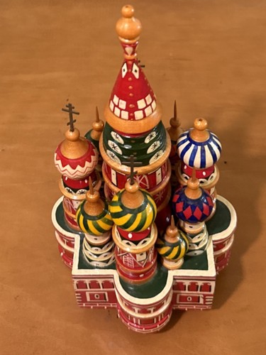 Wooden music box - wooden, depicting