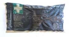 Trousse premiers secours - de,