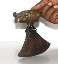 Hache Décorative Antique En Laiton À Manche En Fer Beauté Artisanale