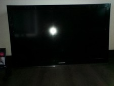 Samsung TV Black Color