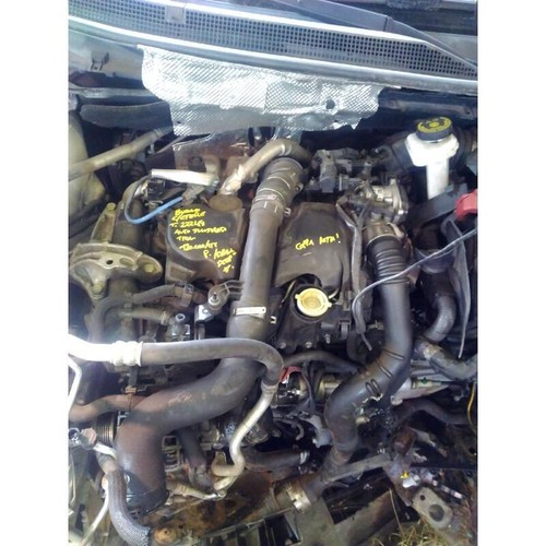 Moteur complet nissan - complet,