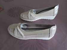 CHAUSSURES DAMART CUIR 39   NEUVES VOIR PHOTOS