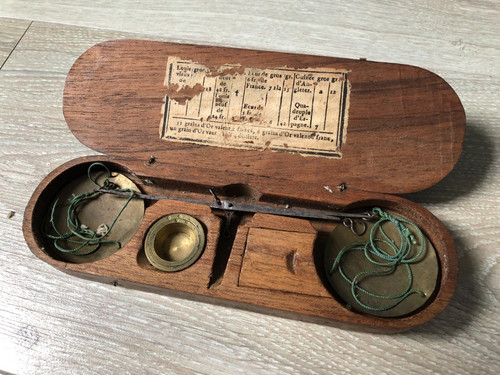 Ancien coffret trébuchet - ancien,