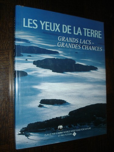 Les yeux terre - la,