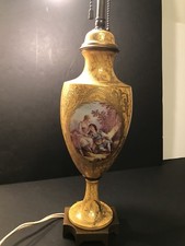 An Antique ( Porcelaine De