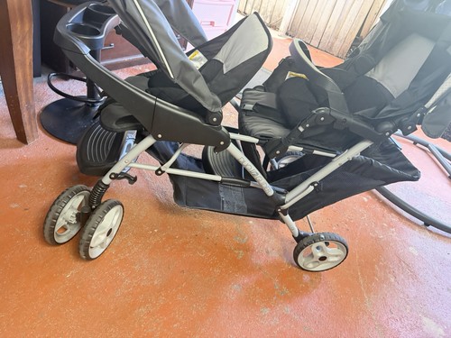 Graco double stroller - double,