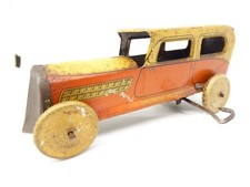 MEMO - JOUET ANCIEN - VOITURE TOLE 1930 - OLD TIN TOY - BERLINE - MOTEUR OK
