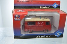 VÉHICULE POMPIERS SOLIDO PEUGEOT J9 REF 2126