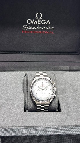 Omega speedmaster moonwatch - omega,